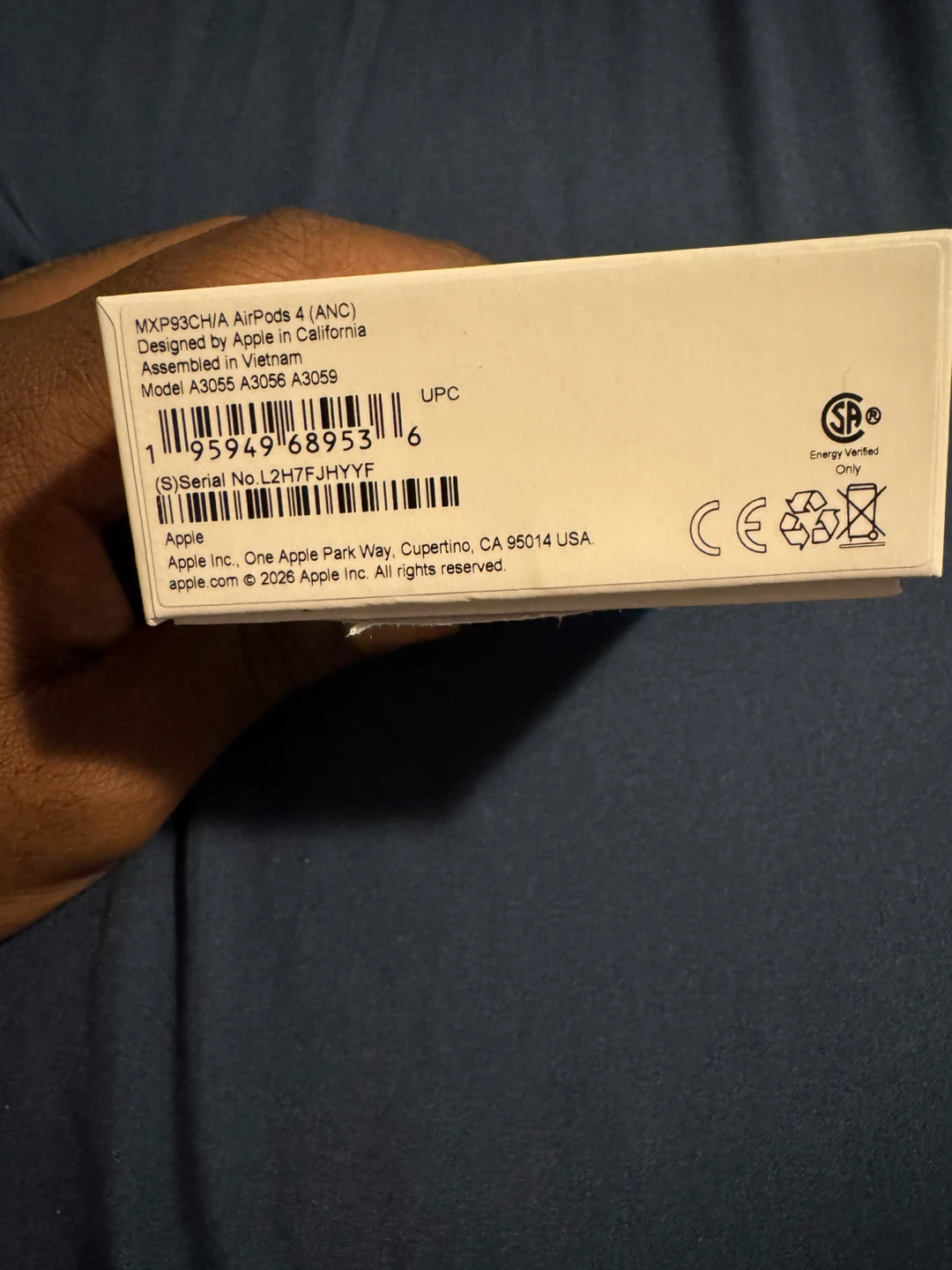 Apple AirPods 4 - photo 2