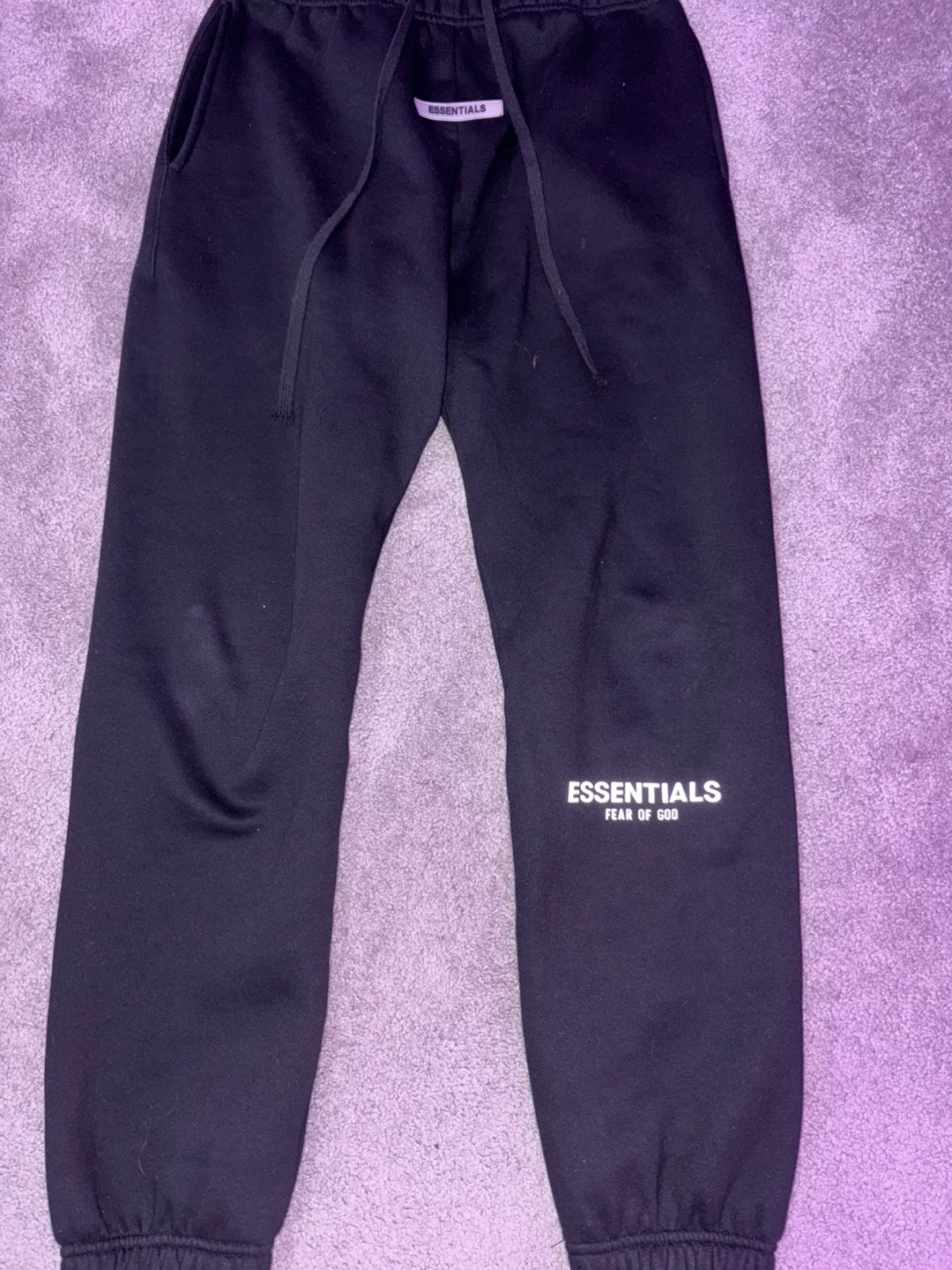 ESSENTIALS Fear of God Black