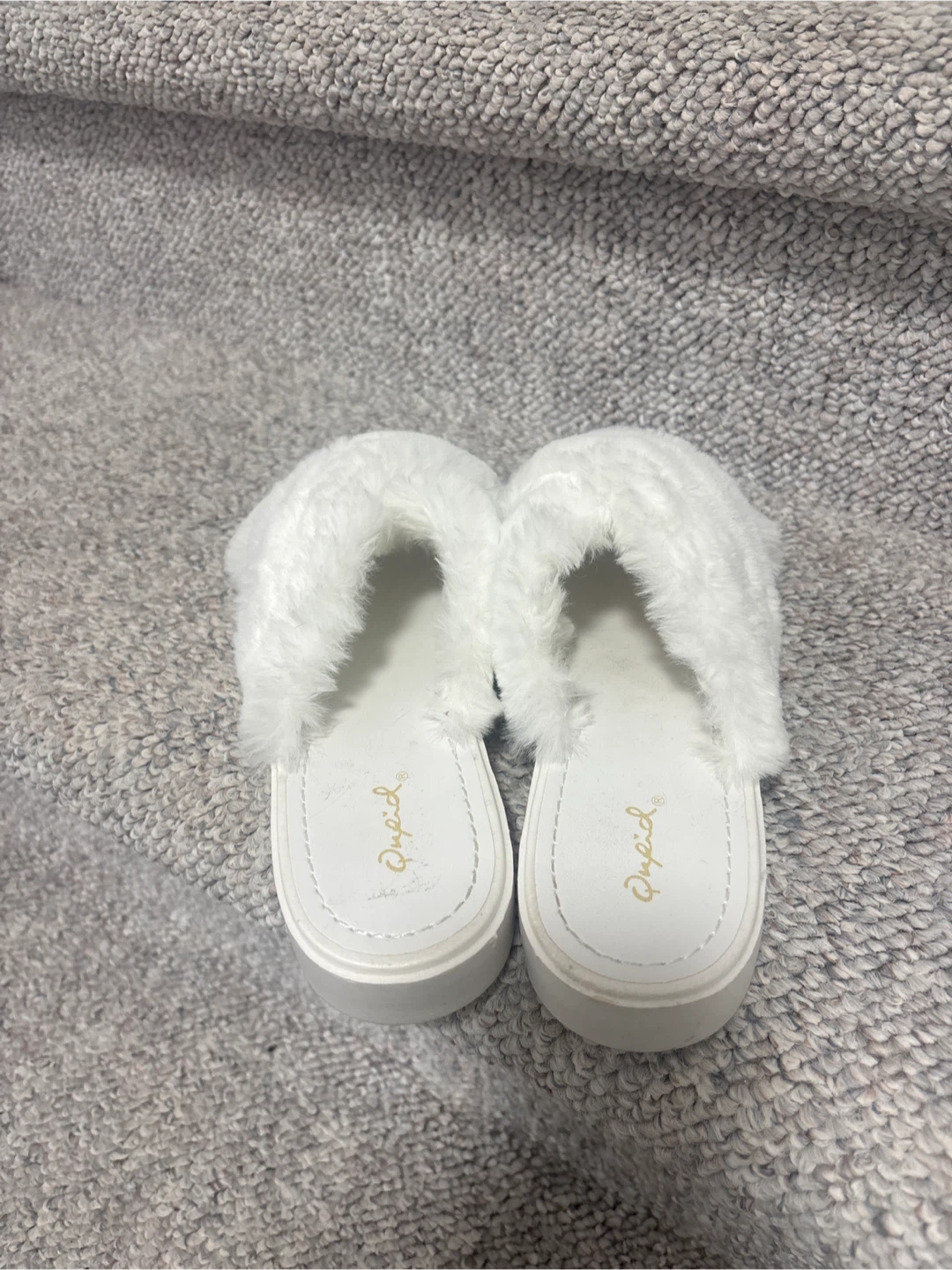 White Fuzzy Slides - photo 2