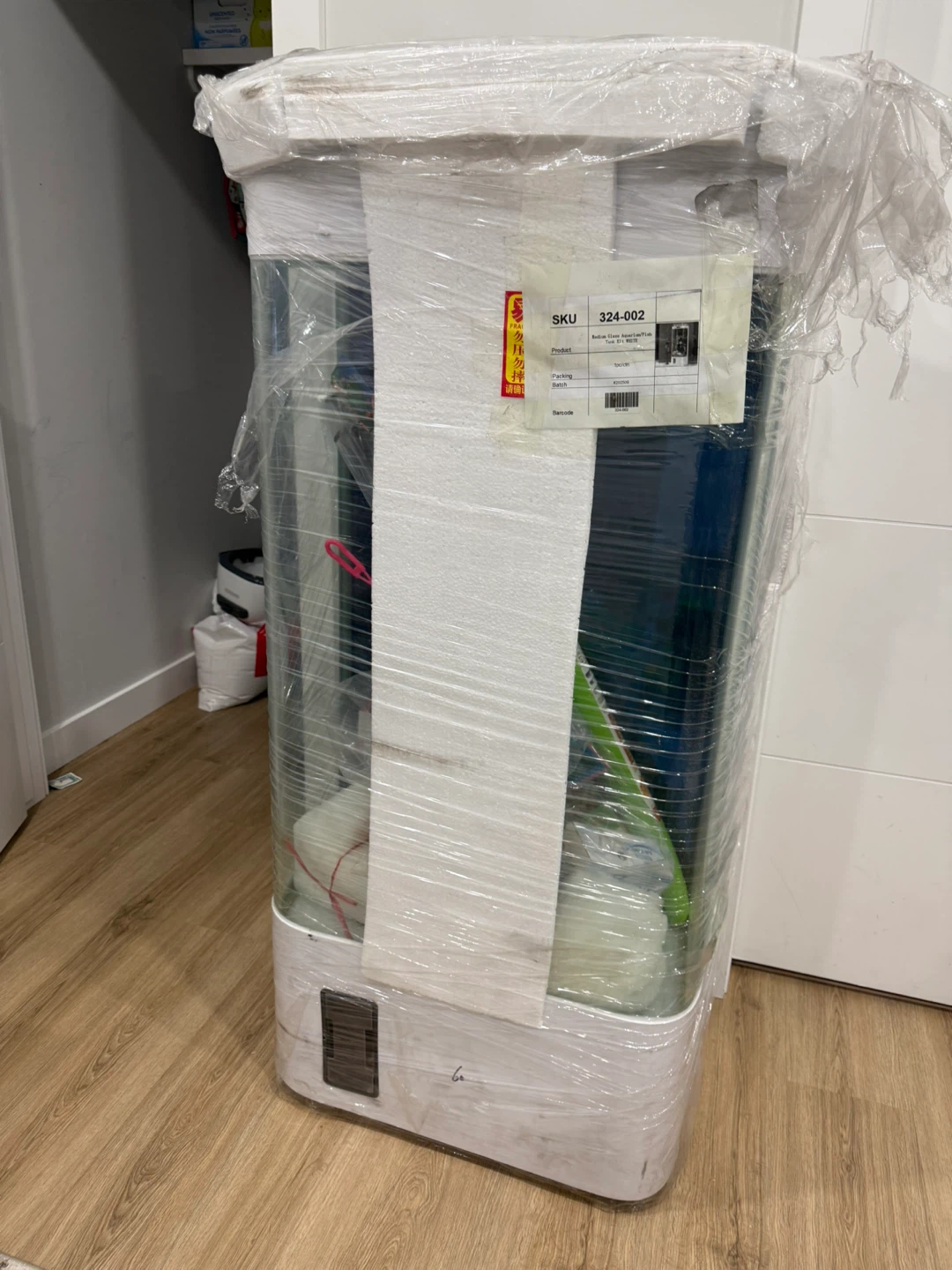 Tall Cylindrical Aquarium 55 g temperature display & led light
