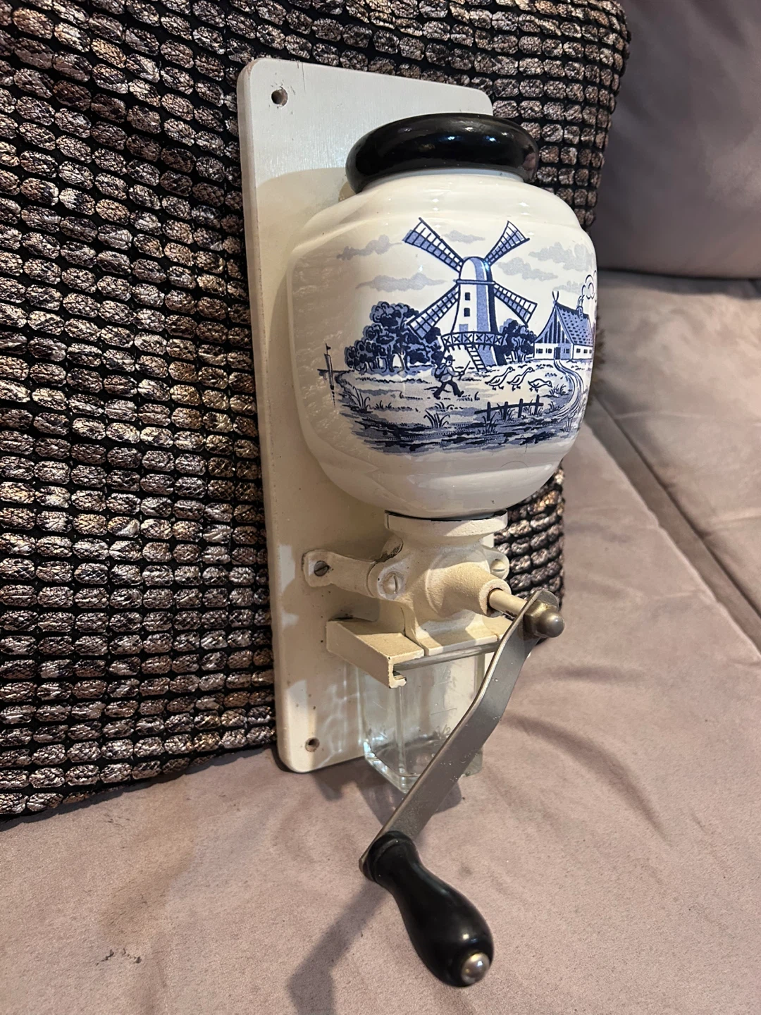 Wall mounted manual Dutch coffee grinder - photo 2
