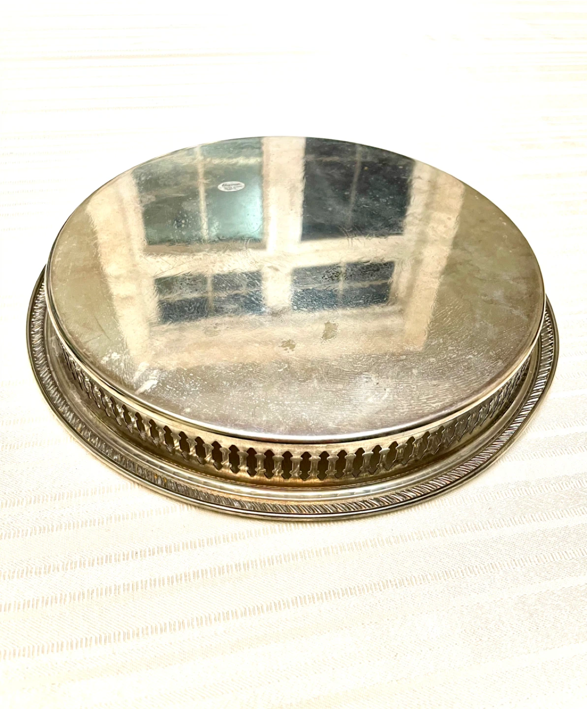 Silver-Plated Round Tray with Lattice Edge - photo 4