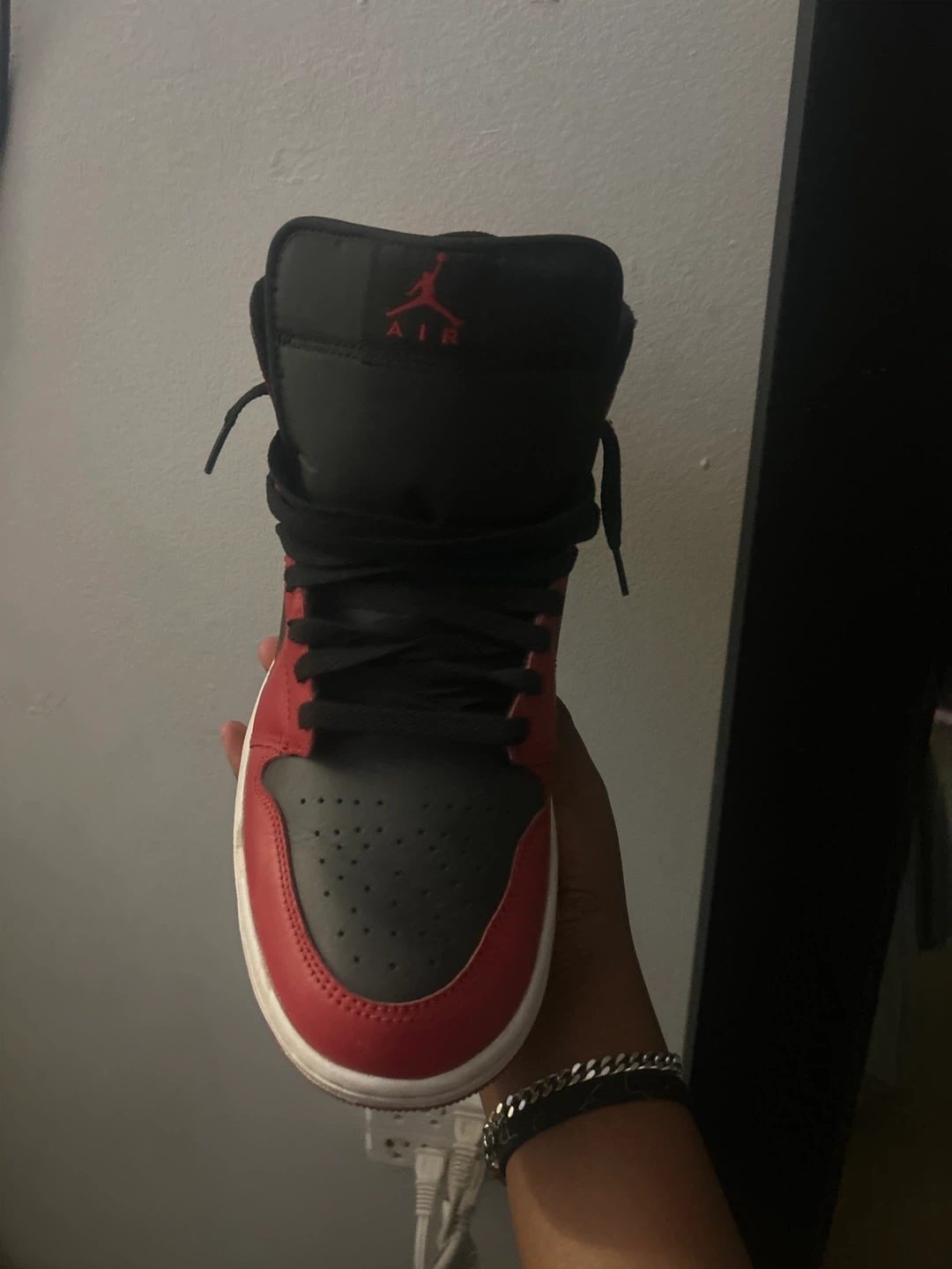 Jordan 1s size 10.5 - photo 2