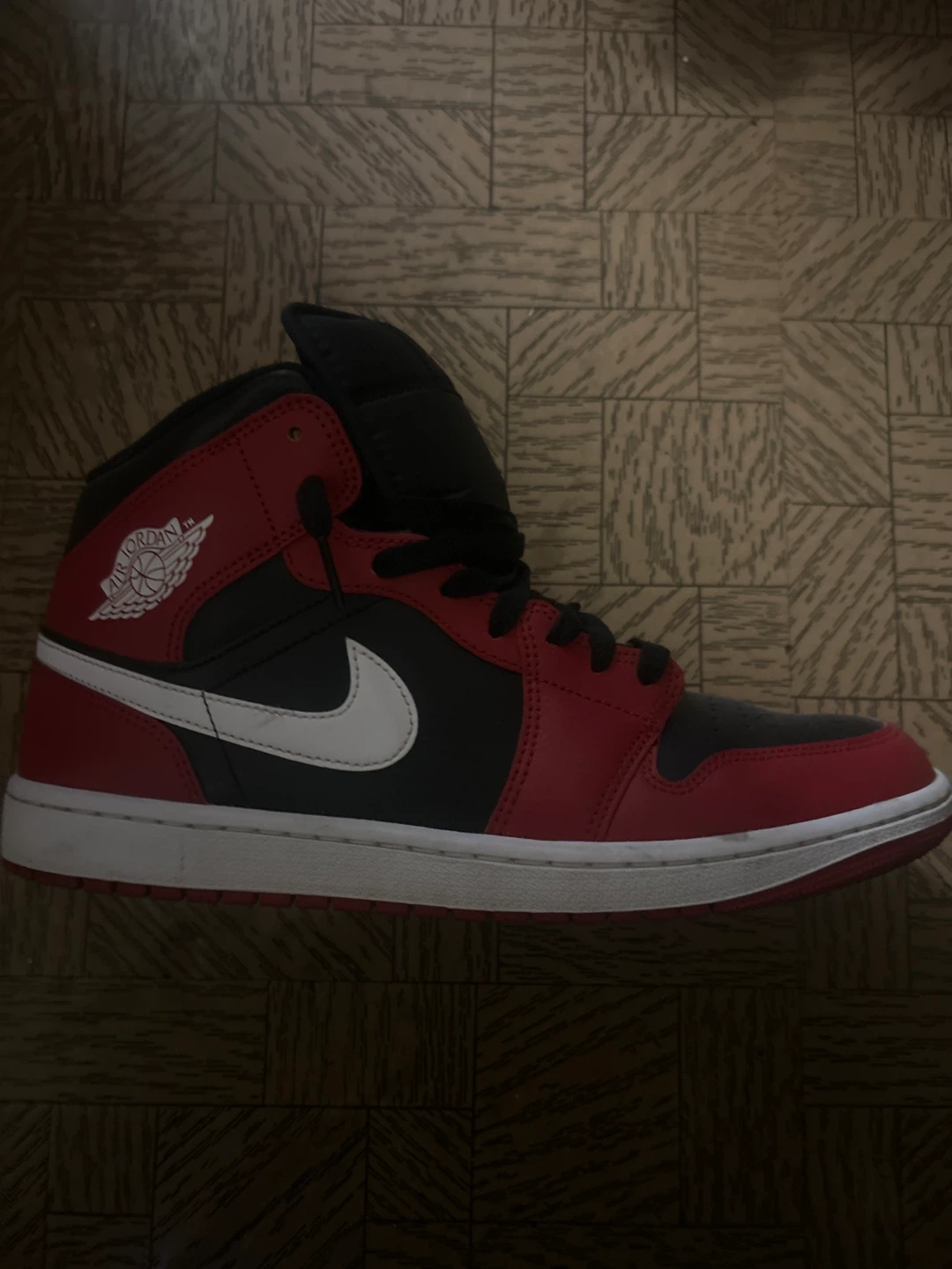 Jordan 1s size 10.5 - photo 3