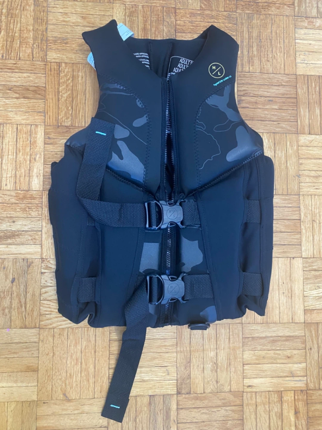 Hyperlite Adult Life Vest L/XL