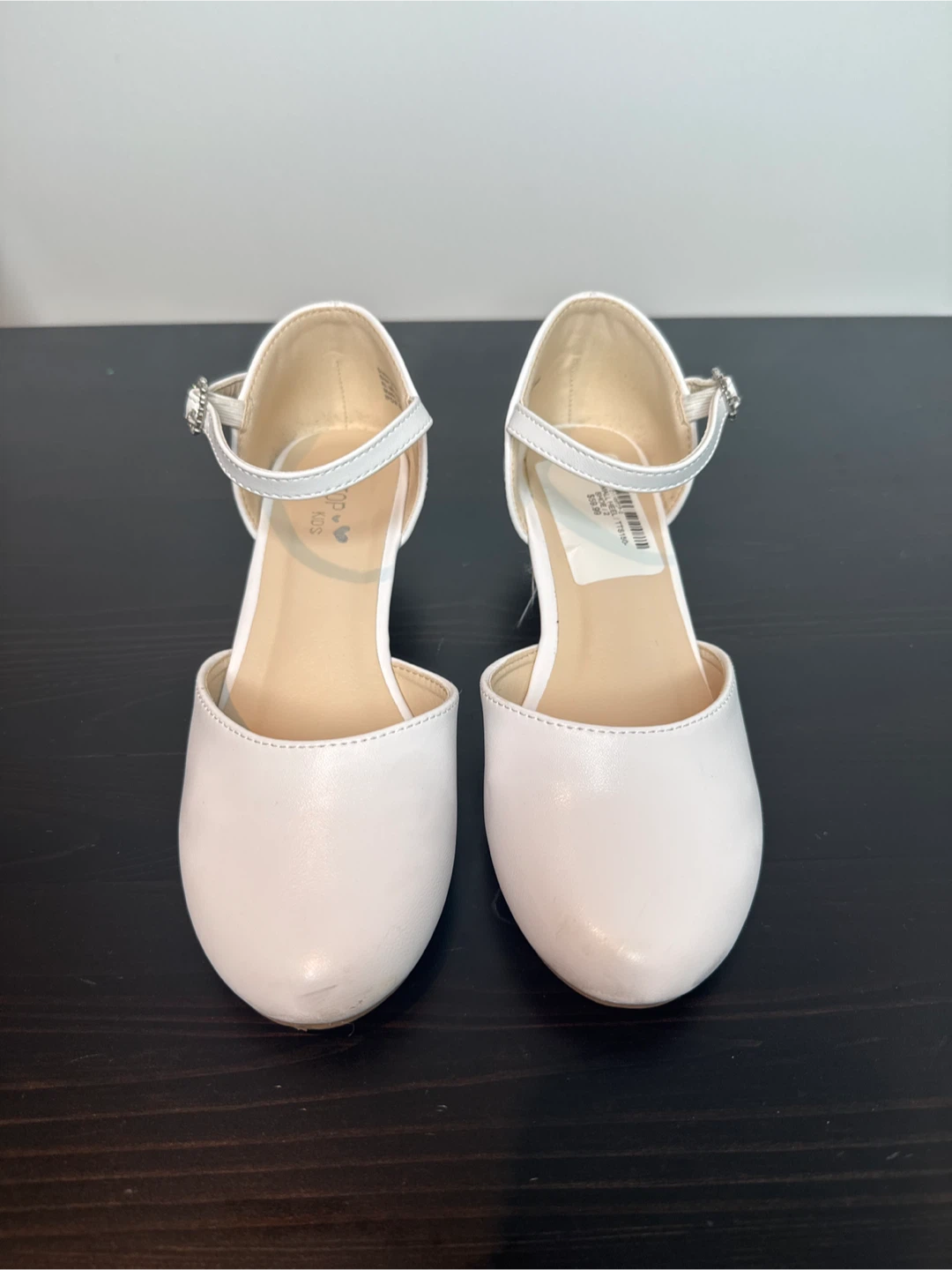 Girls White Dress Shoes - Size 2Y