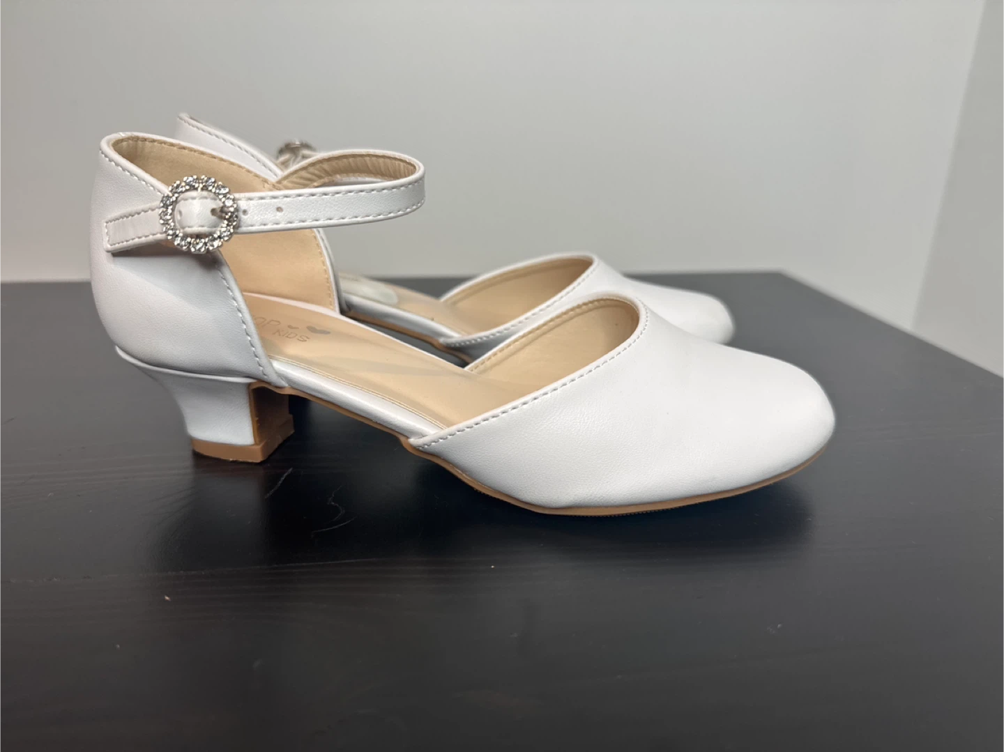 Girls White Dress Shoes - Size 2Y - photo 2