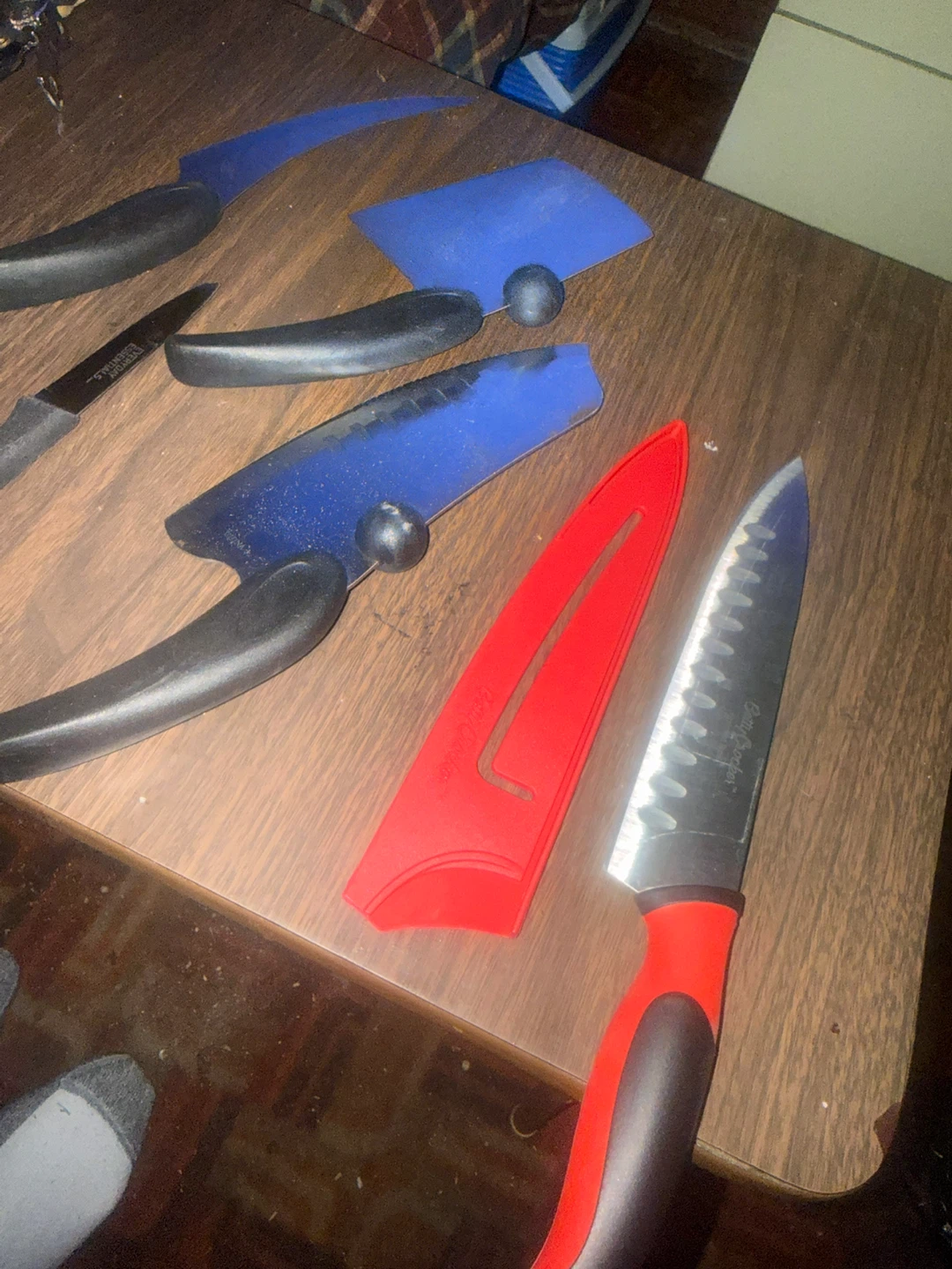 Kitchen cutlery. Kitchen knives..