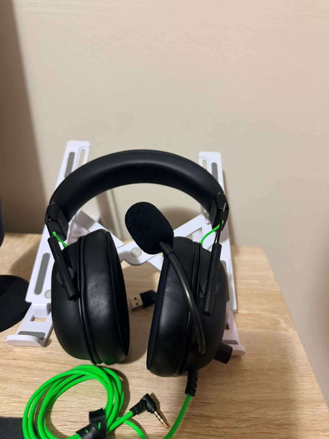 Razer Blackshark V2 X Gaming Headset - photo 2