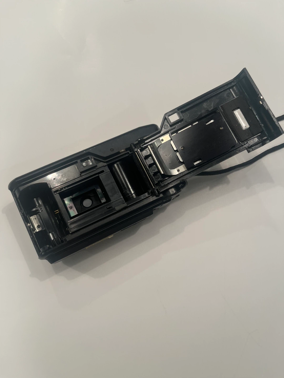 Concord Cam-1 DX 35mm Film Camera - photo 3