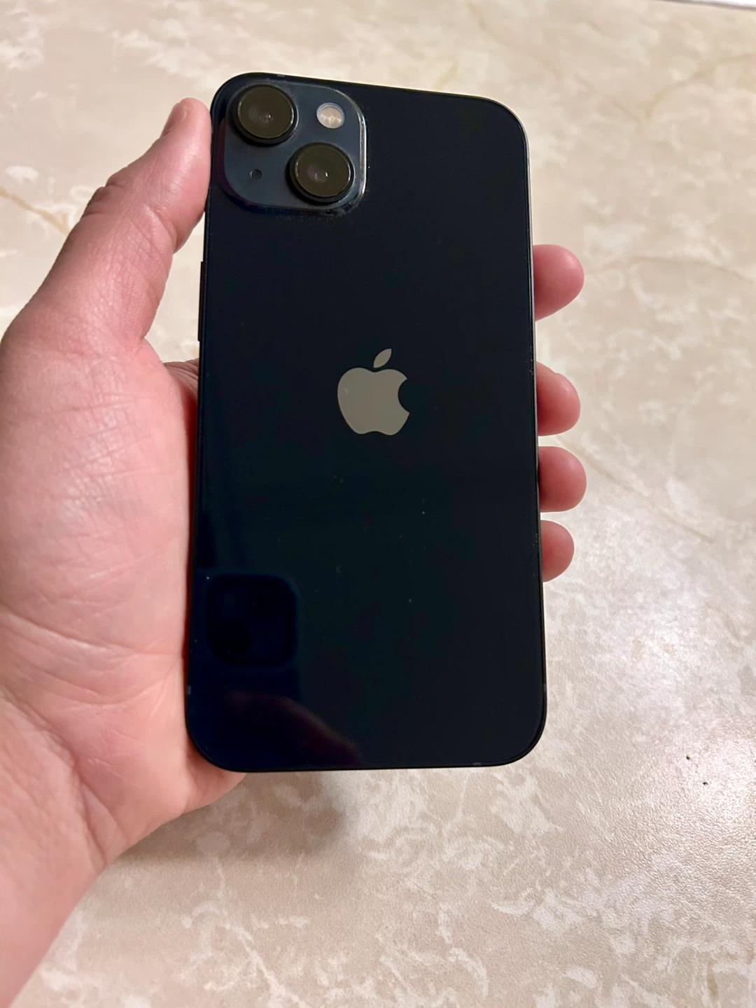 Apple iPhone 13 (128GB, Midnight)