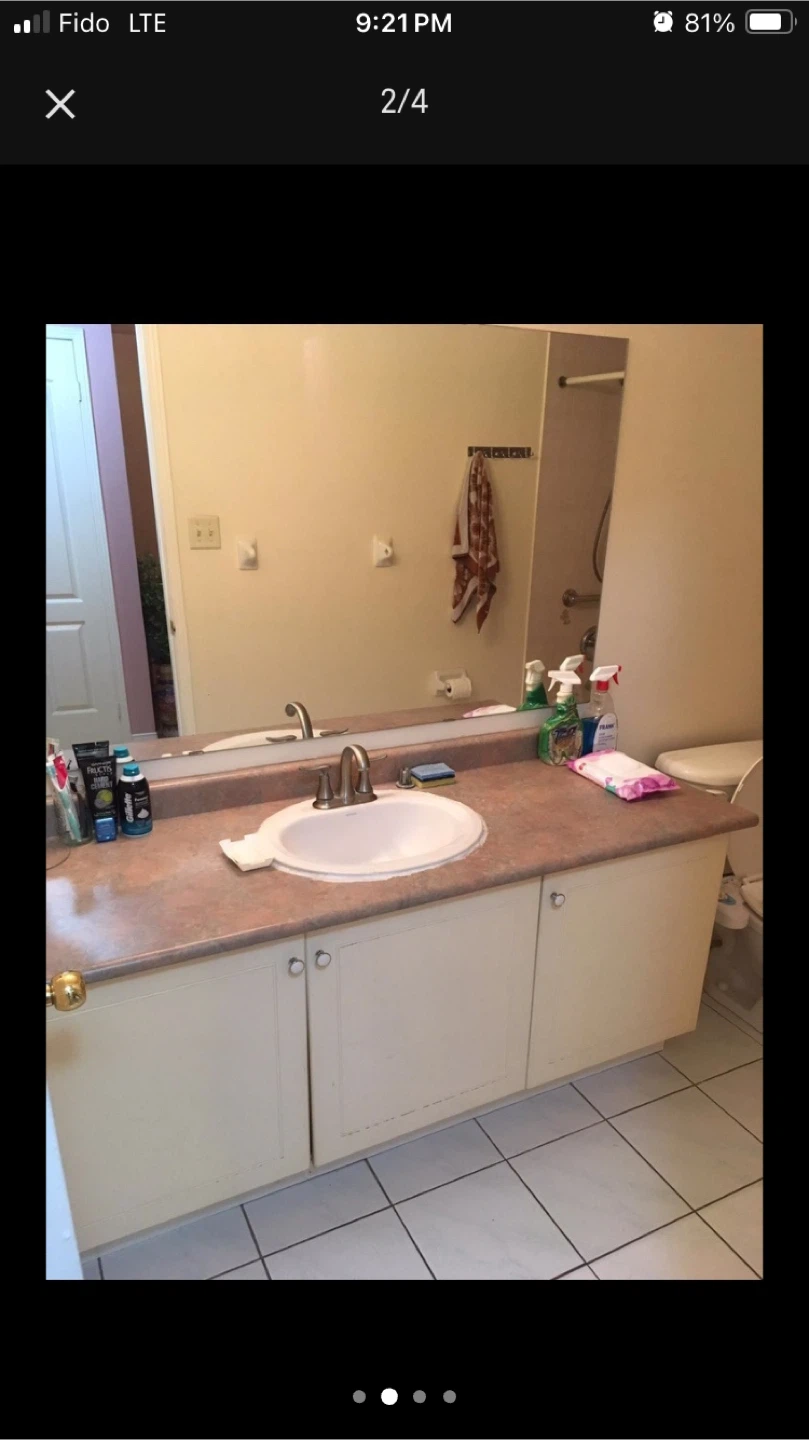 Room for rent across Vaughan Mills mall - photo 4