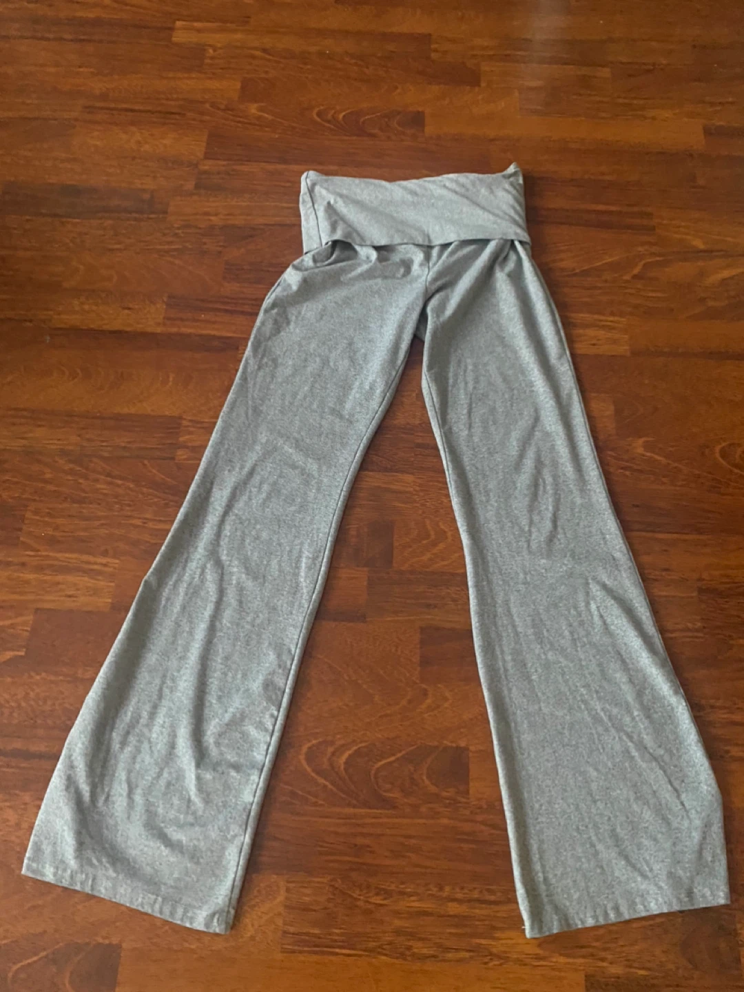 Grey flared leggings