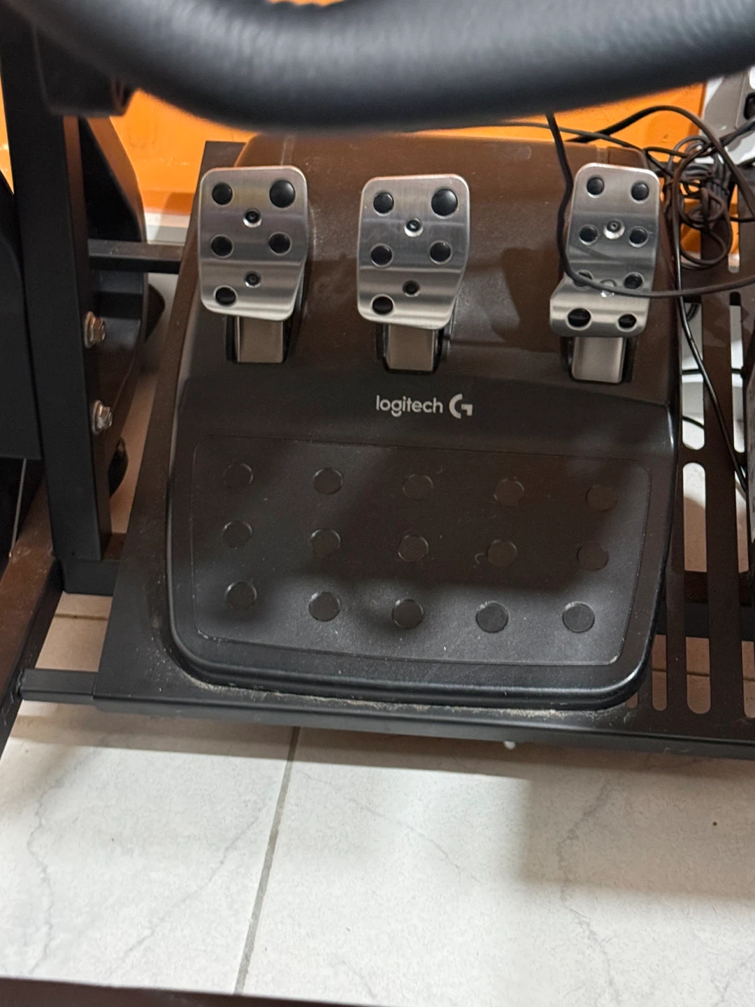 Logitech G G923 Racing Wheel and Pedals - photo 3