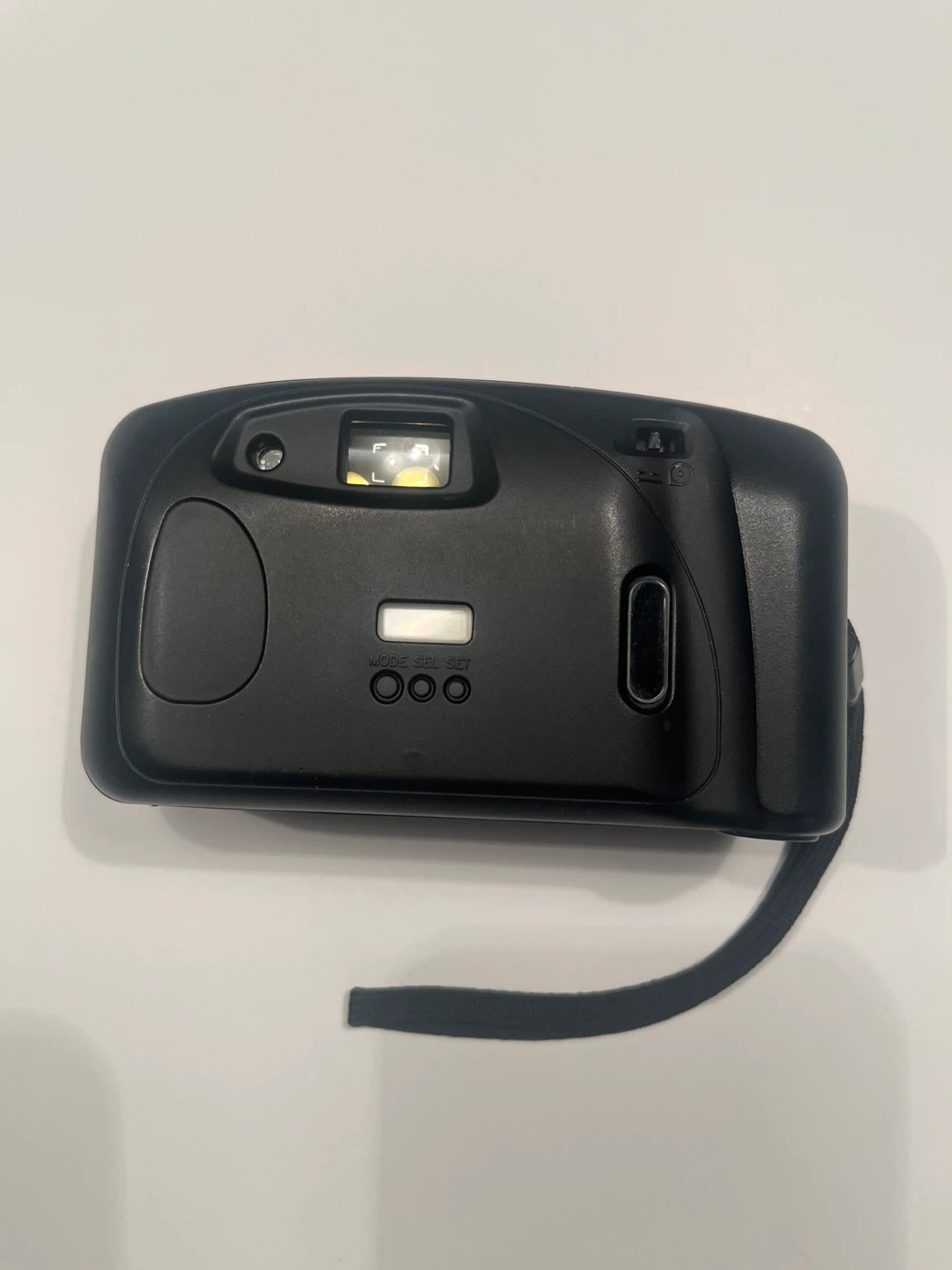 Samsung FF-222 Point and Shoot 35mm Film Camera with Canon Pouch - photo 3