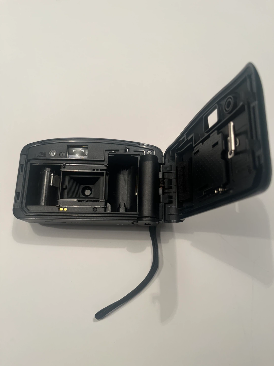 Samsung FF-222 Point and Shoot 35mm Film Camera with Canon Pouch - photo 4