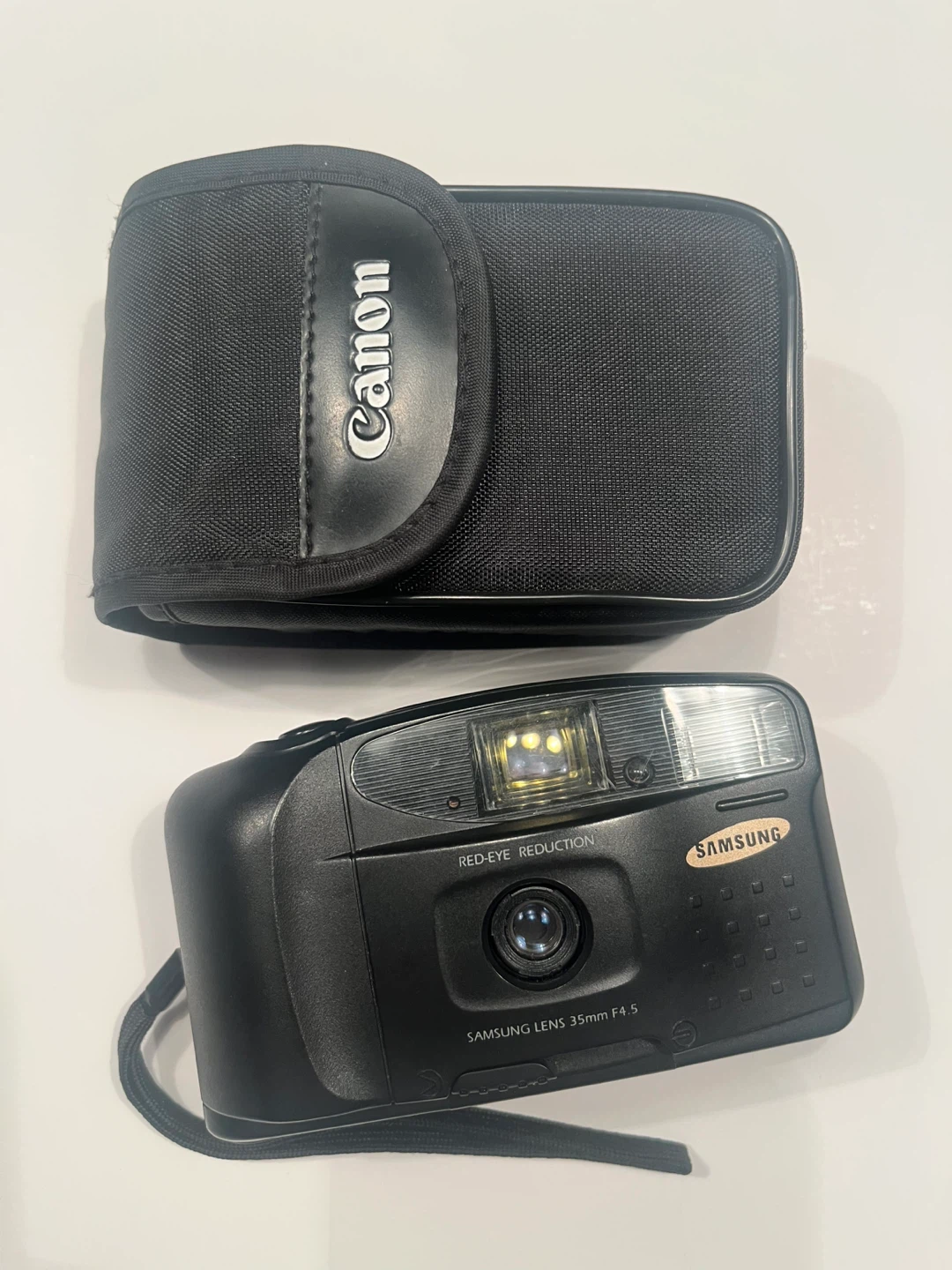 Samsung FF-222 Point and Shoot 35mm Film Camera with Canon Pouch