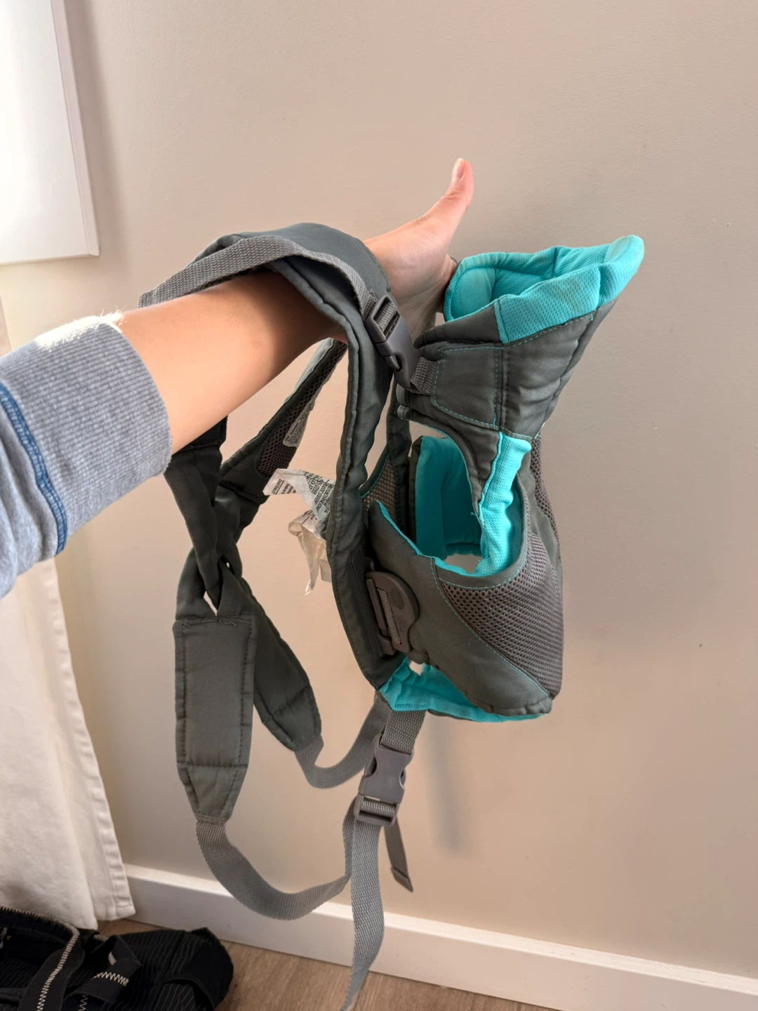 Snugli Baby Carrier - photo 2