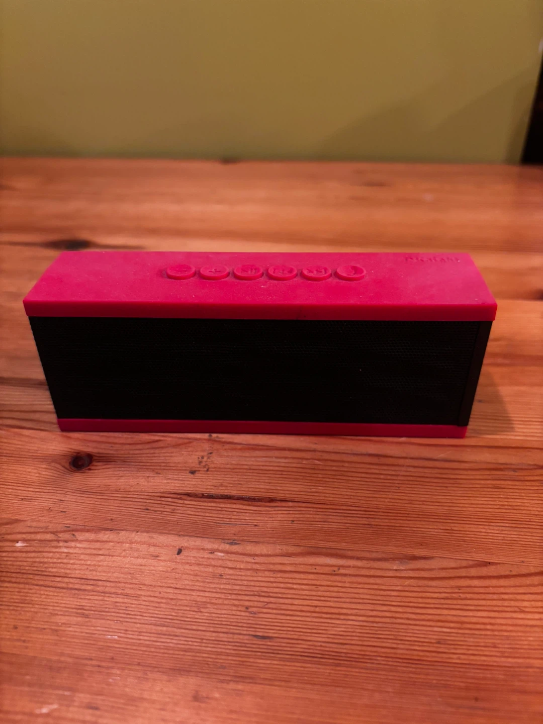 DKnight Magicbox Portable Bluetooth Speaker