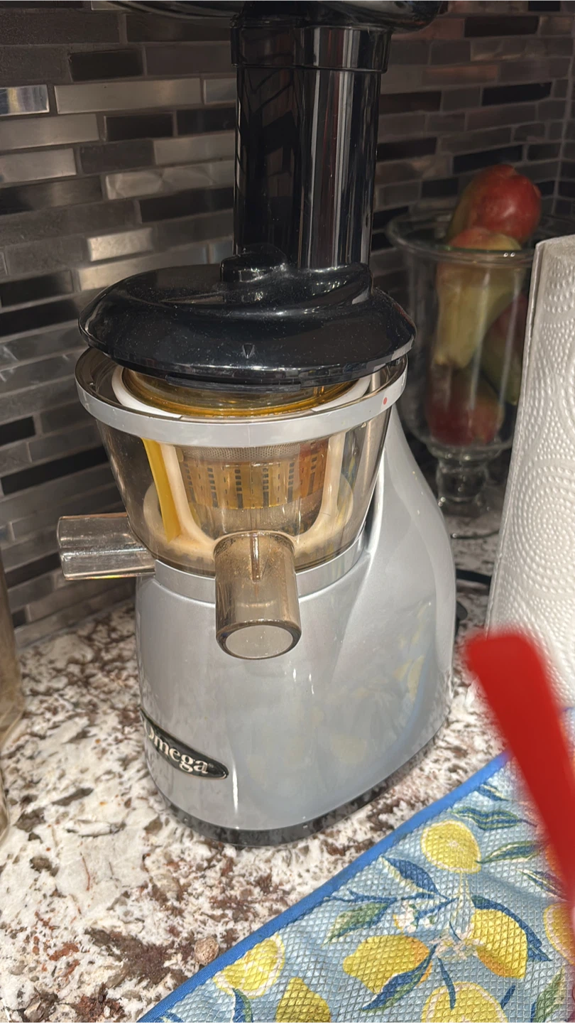 Omega Juicer