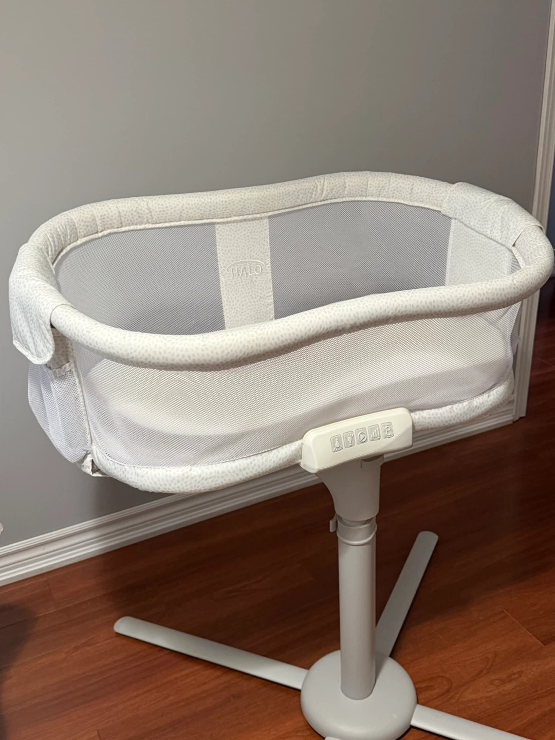 Halo Bassinest Swivel Sleeper - photo 3