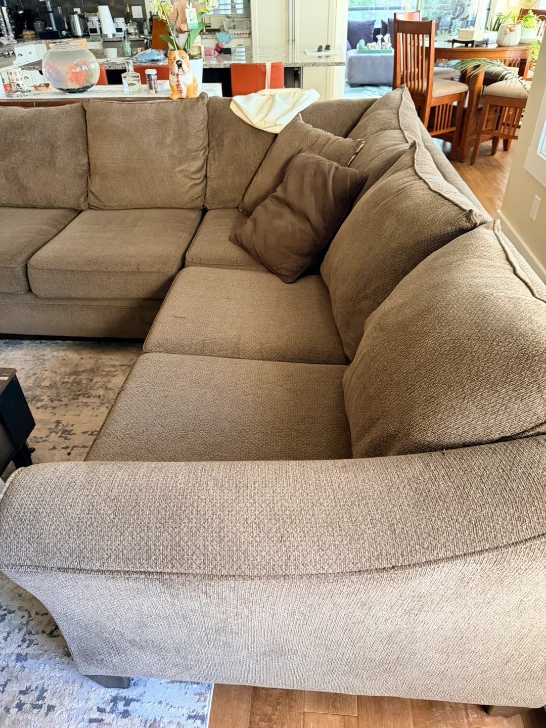 Sectional Couch - photo 3