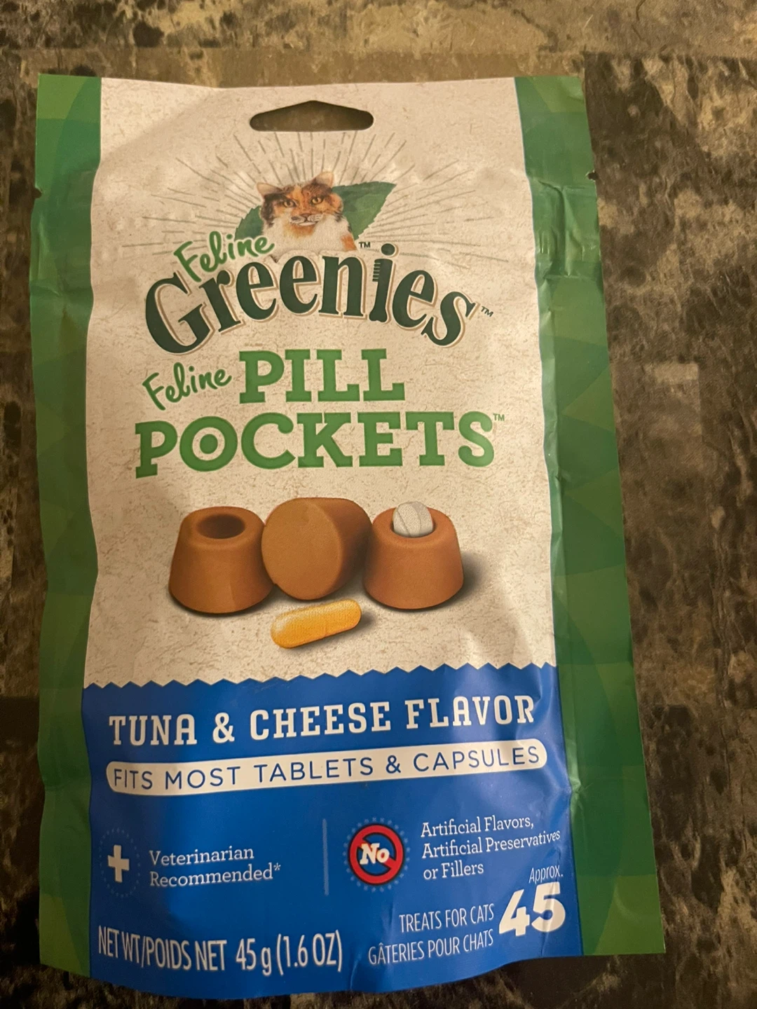 4 packages of Greenies Feline Pill Pockets Treats for Cats 45g
