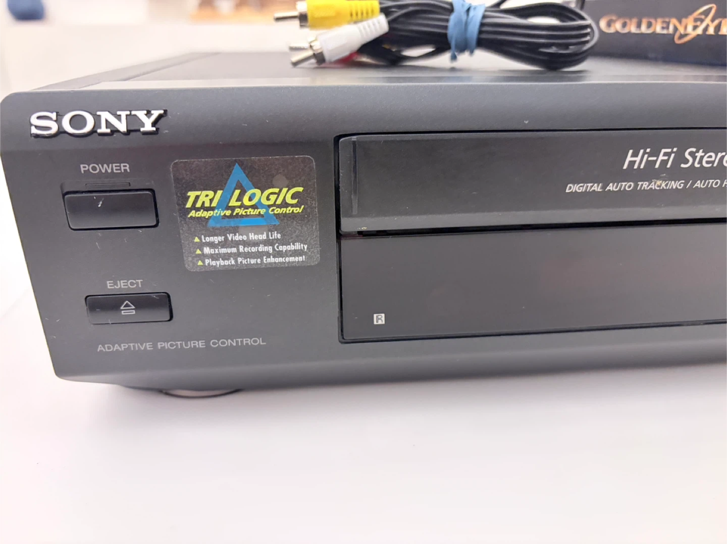 Sony VCR Casette Recorder Player SLV-675HF - photo 2