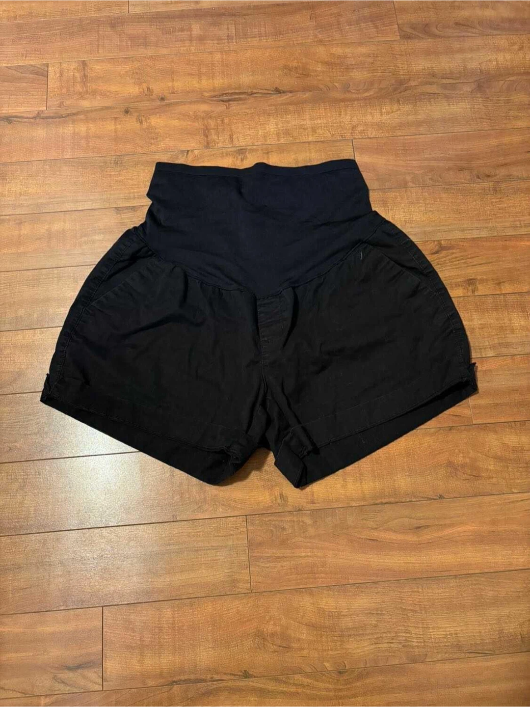 Old Navy Maternity Shorts