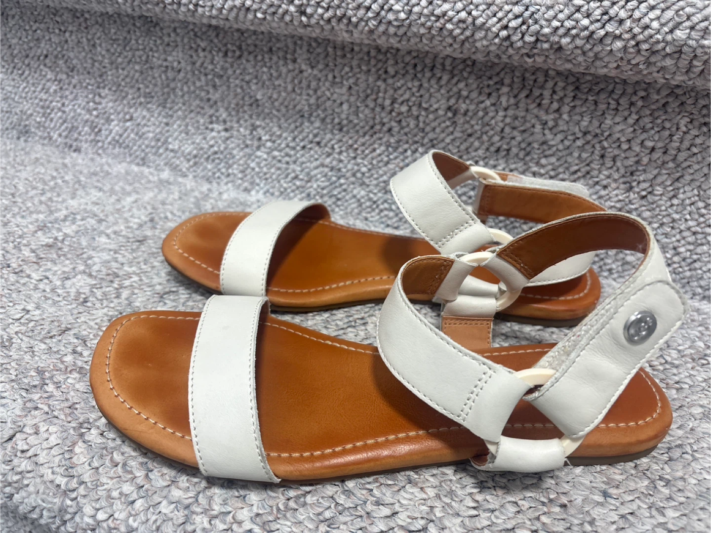 White Leather Flat Sandals Ugg