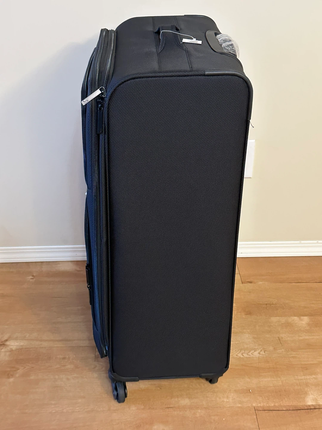 Brand NEW Large Jetstream 28 Inch Spinner Expandable Luggage - photo 2