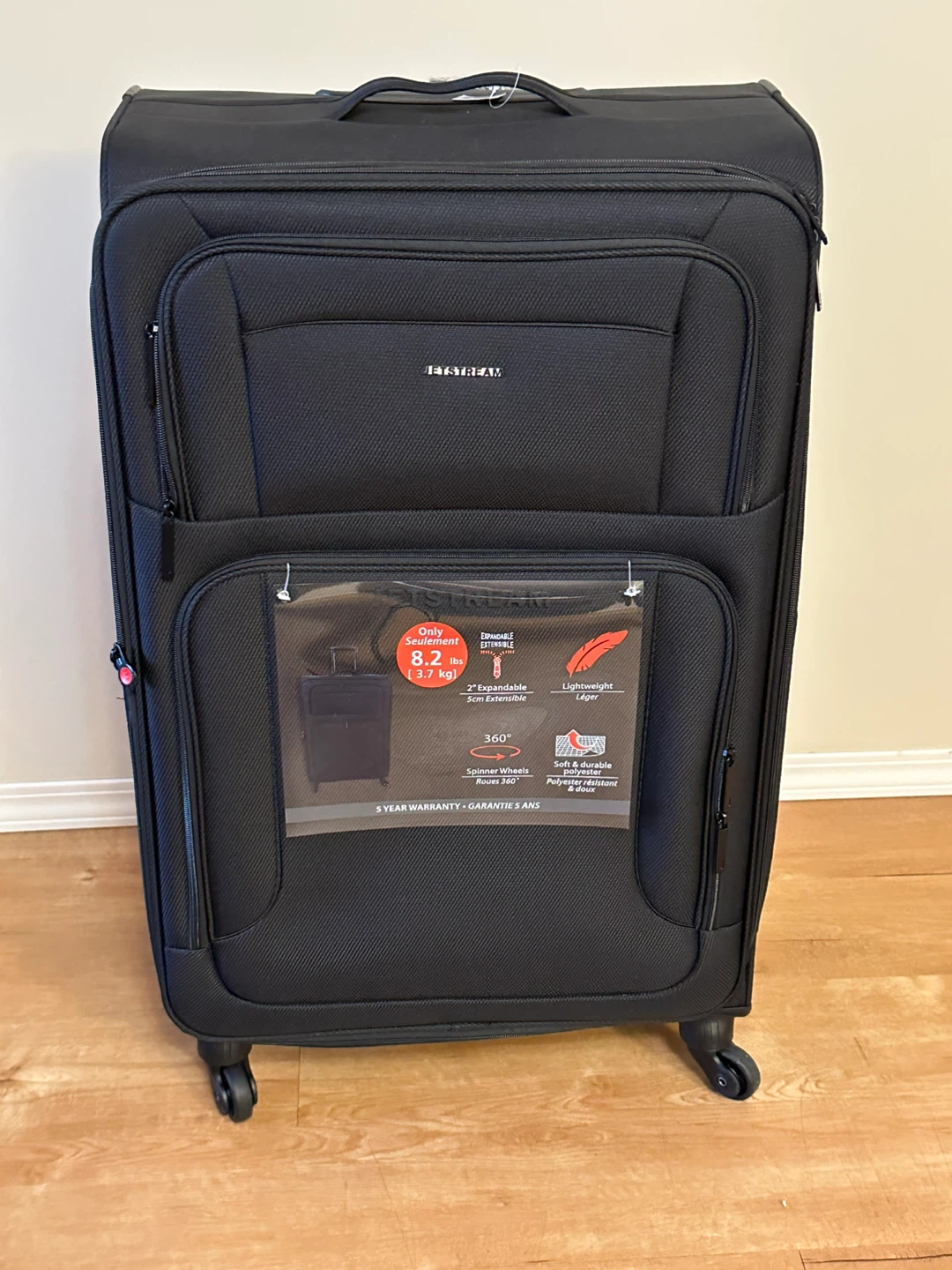 Brand NEW Large Jetstream 28 Inch Spinner Expandable Luggage