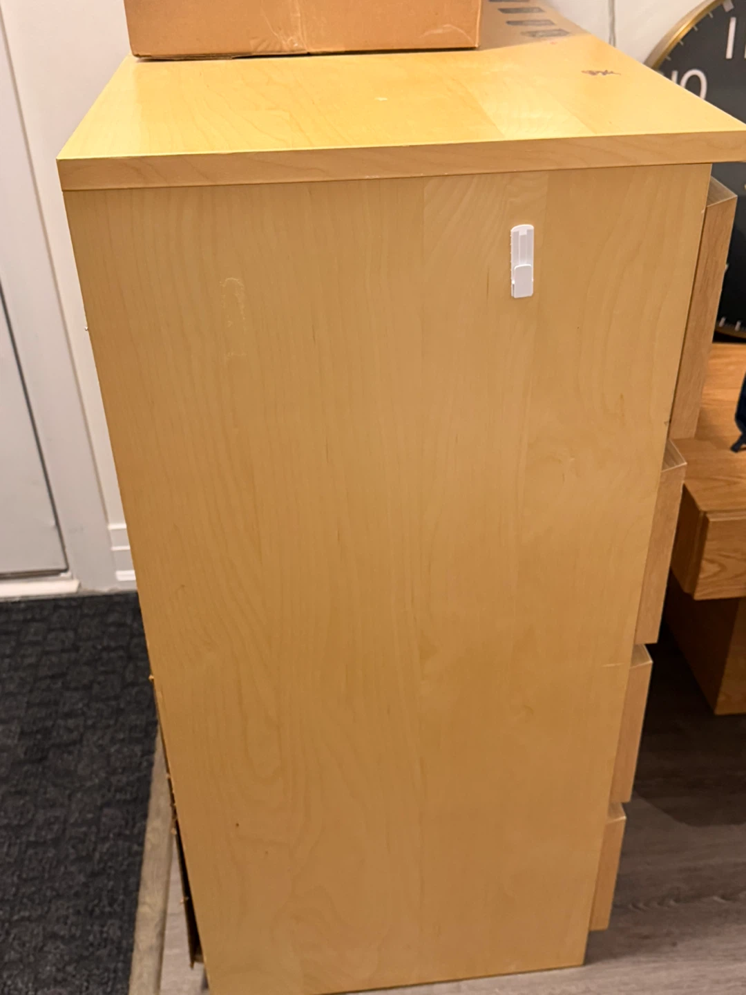 Light Wood 4-Drawer Dresser - photo 2