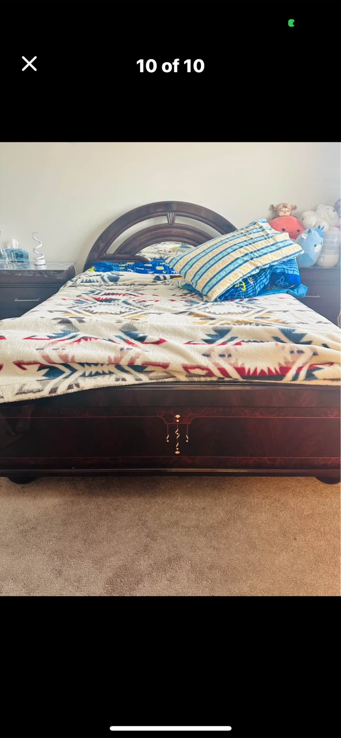 Italian scratch less  bed and dresser