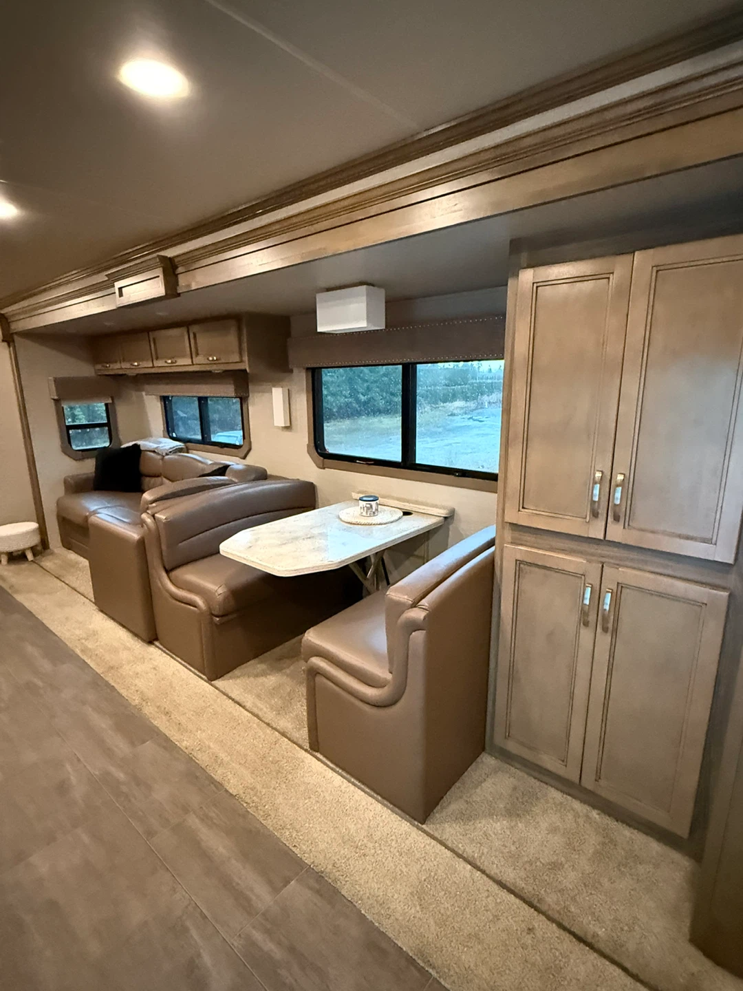 2018 super C Jayco Seneca 37K - photo 4