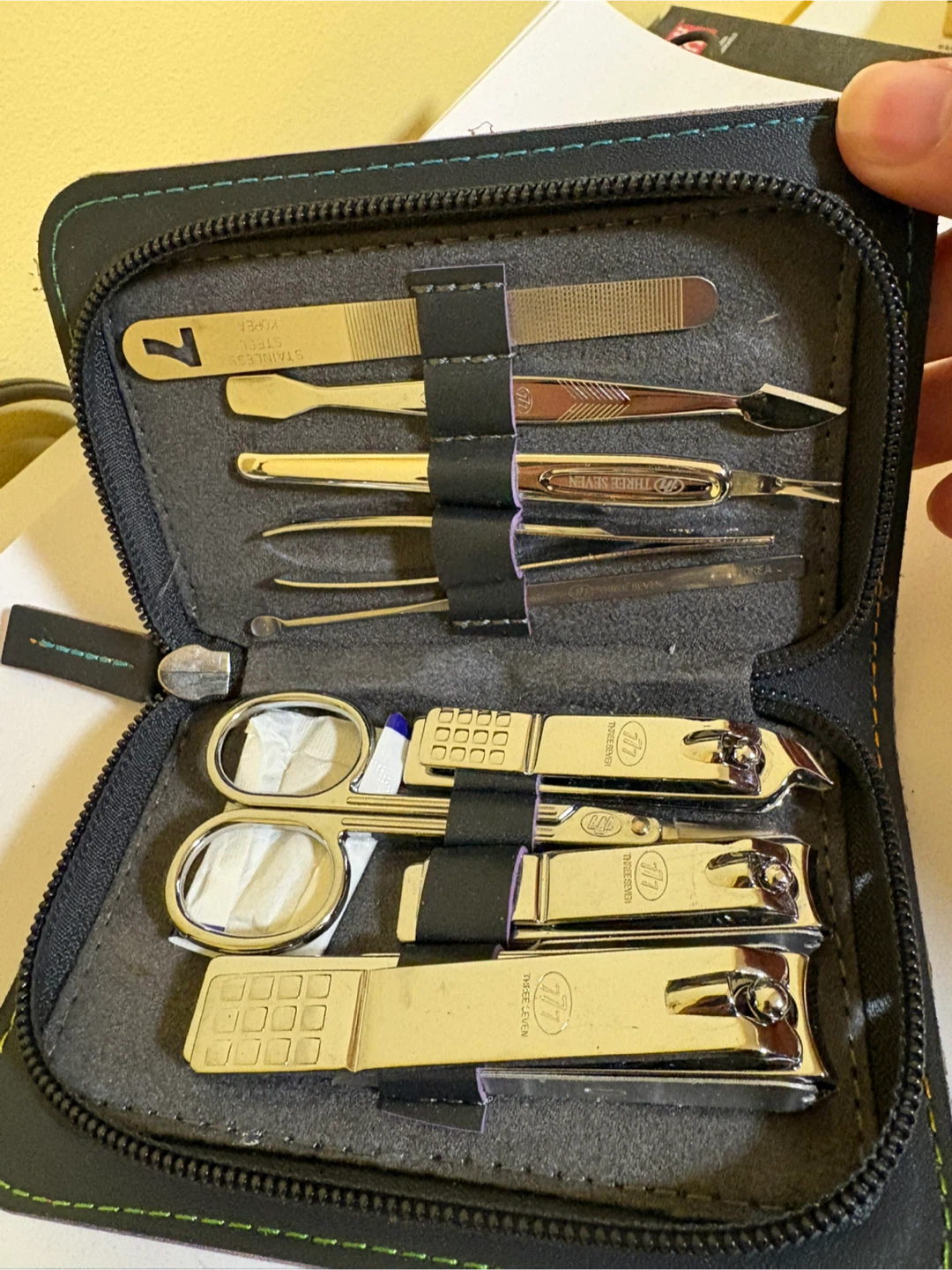 Three Seven Manicure Set with Case New