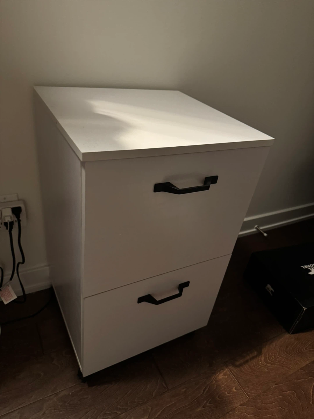 White 2-Drawer Filing Cabinet - photo 4