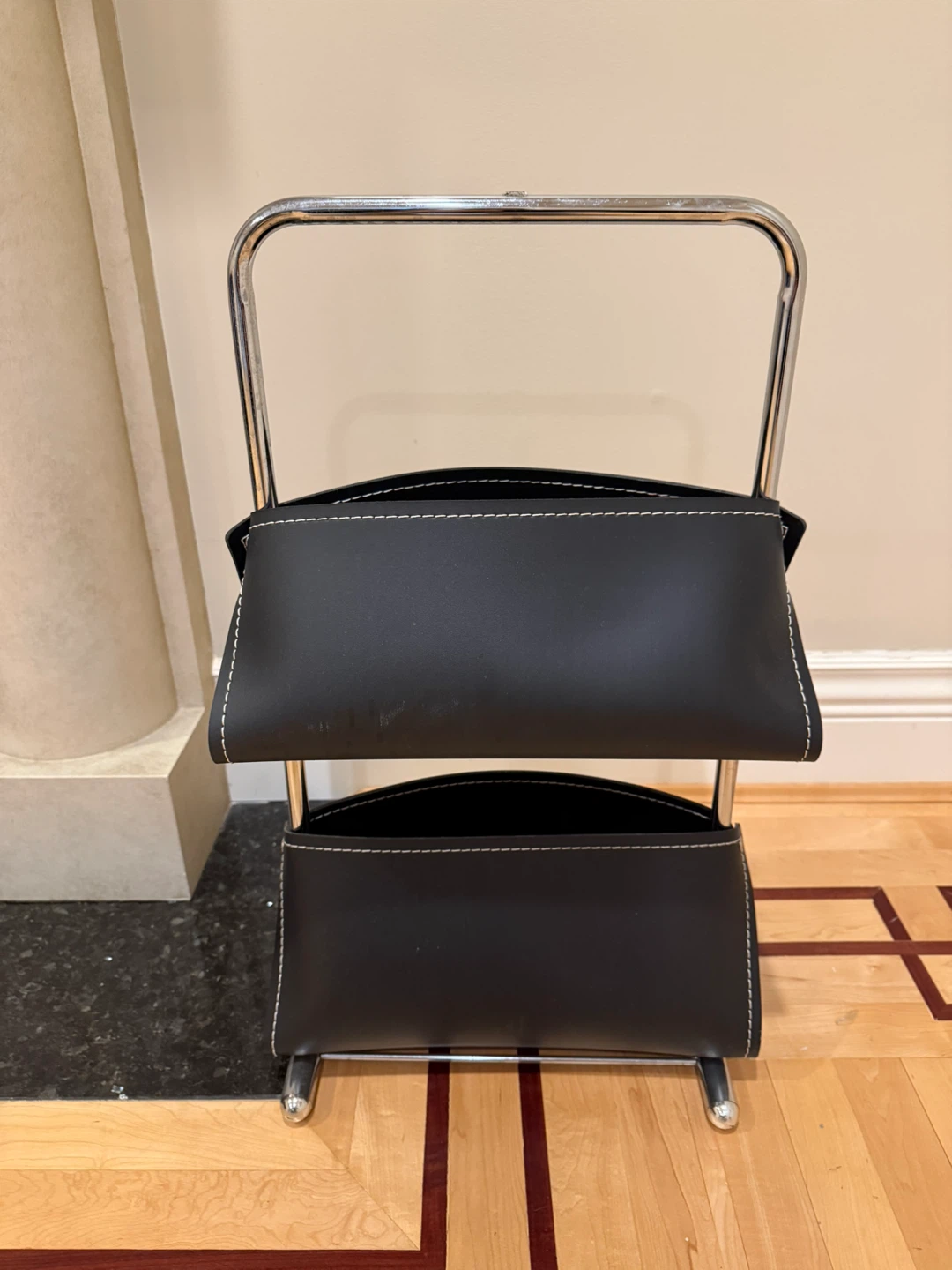 Black Magazine Rack with Chrome Frame ✨
