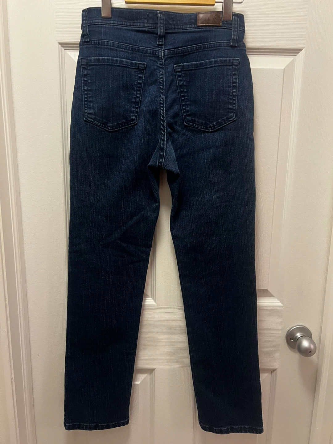 Lee Classic Fit Straight Leg Petite Jeans Size 4 Petite - photo 2