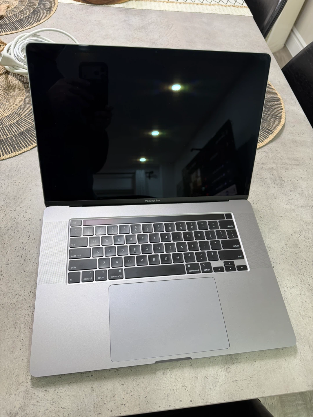 MacBook Pro 16-inch 2019
