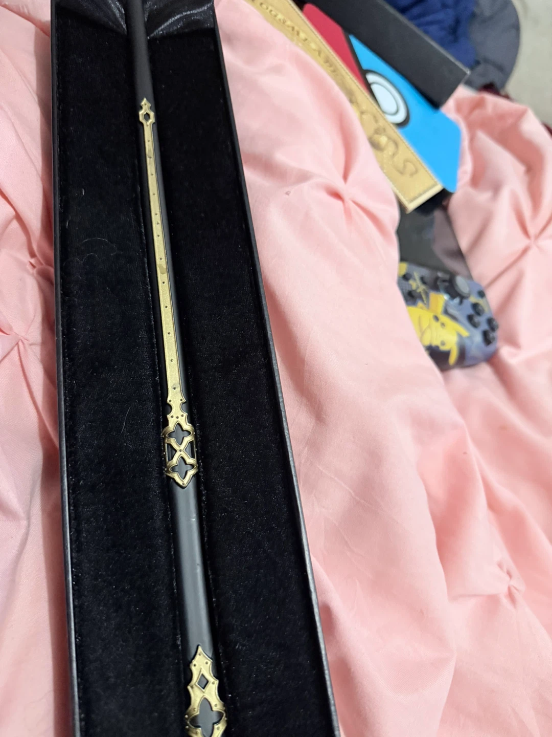 The Wizarding World of Harry Potter Collector's Edition Wand - photo 4