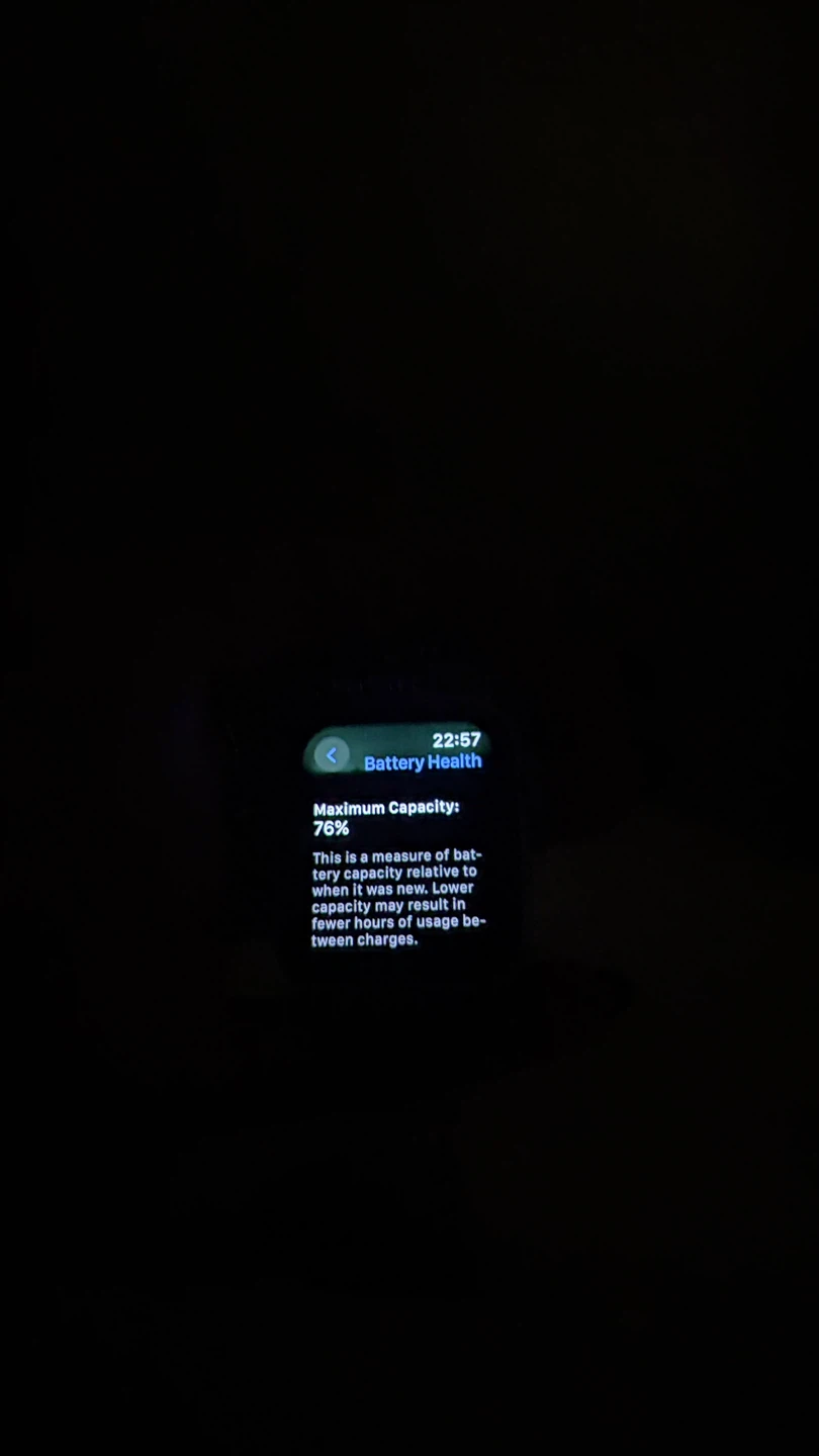 Apple Watch SE with Fashionable Band + Starlight band - photo 5