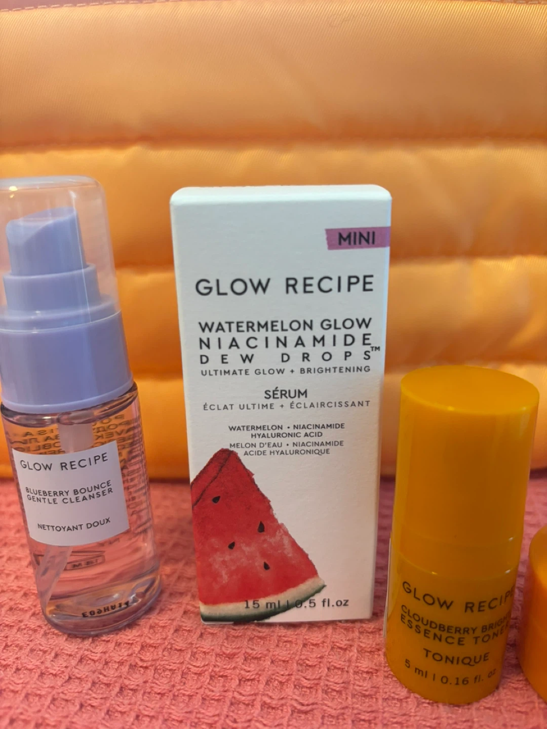 Glow Recipe Puffer Travel Bag with Mini Skincare Set - photo 2