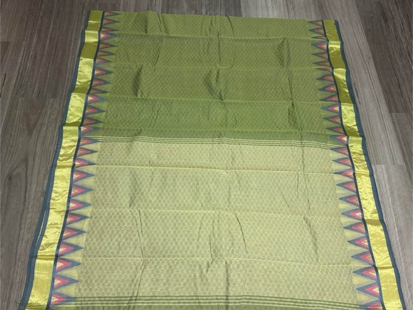 Green Saree with Embellished Border - photo 2