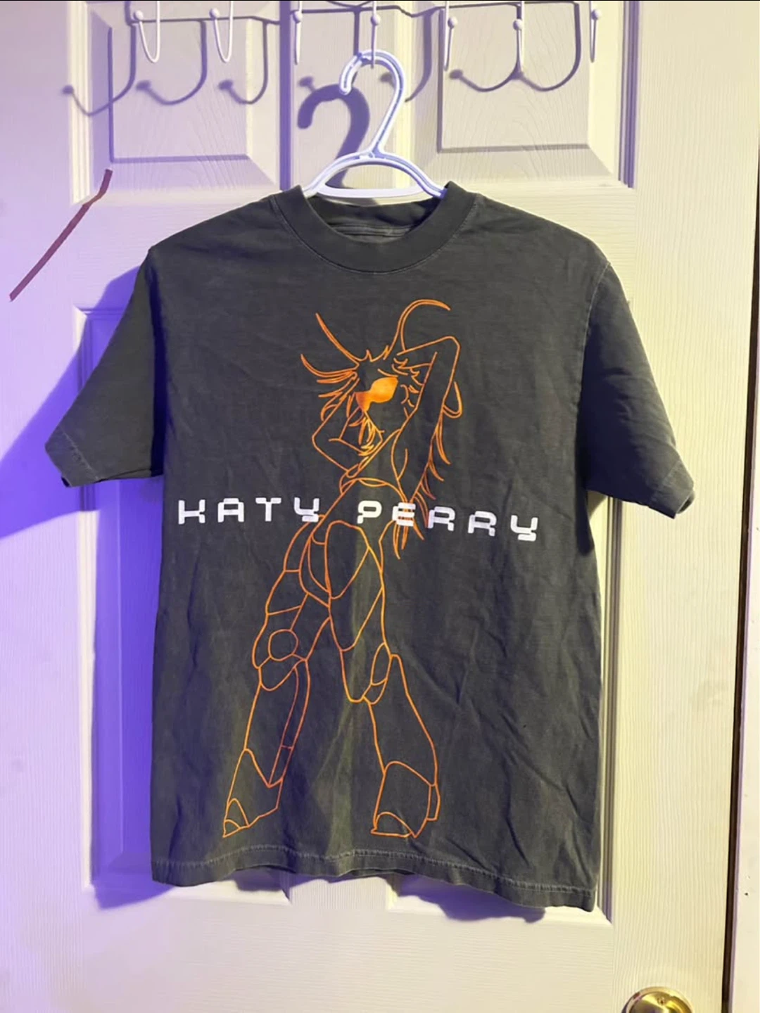 Katy Perry Graphic T-Shirt - Small