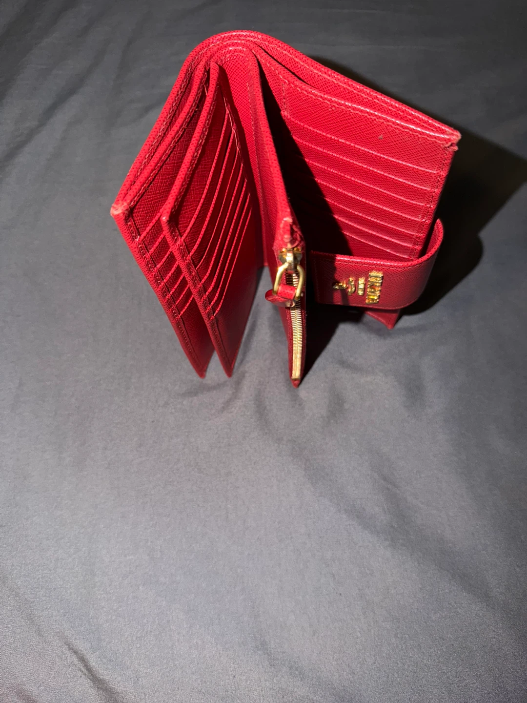 Prada Red Saffiano Leather Bifold Wallet - photo 3