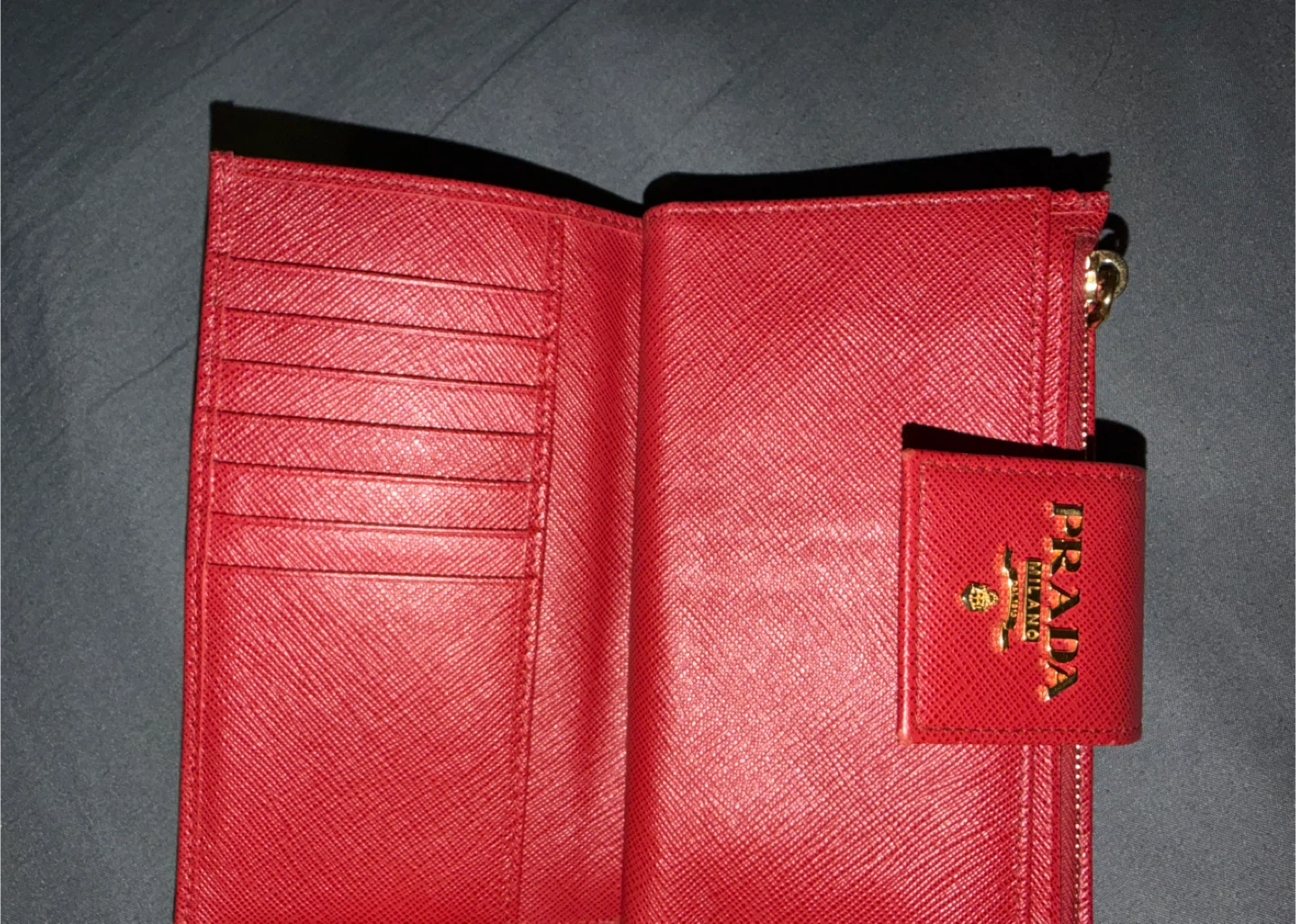 Prada Red Saffiano Leather Bifold Wallet - photo 4