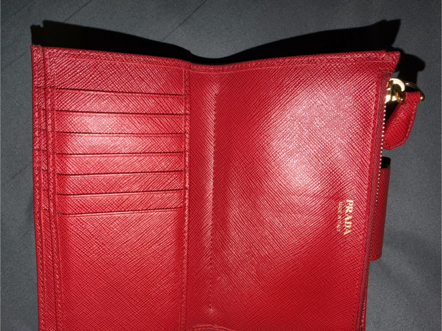 Prada Red Saffiano Leather Bifold Wallet - photo 5