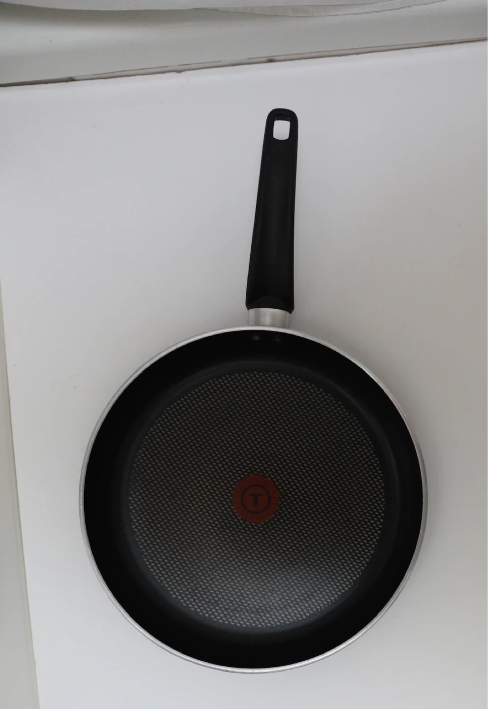 Induction/ electric/ gas non-stick Tefal pan 10.5