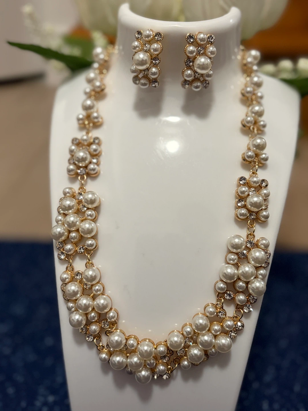 Pearl and Rhinestone Necklace and Earring Set - photo 2